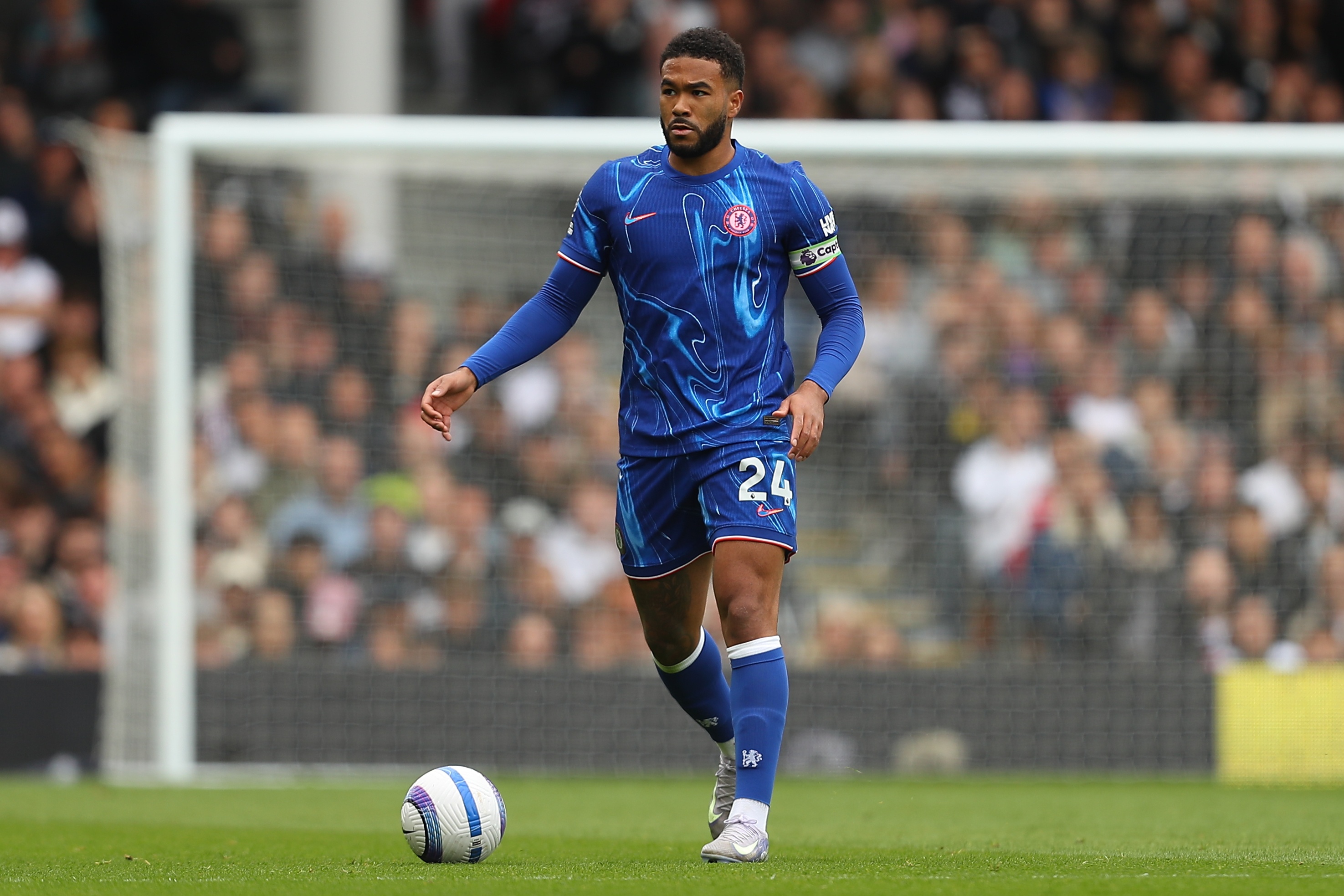 德布劳内闪耀射手榜：足球世界传球大师的球队进攻核心